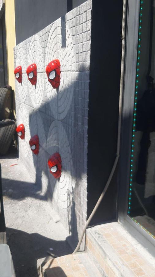 Spiderman House Otel Katanya Dış mekan fotoğraf